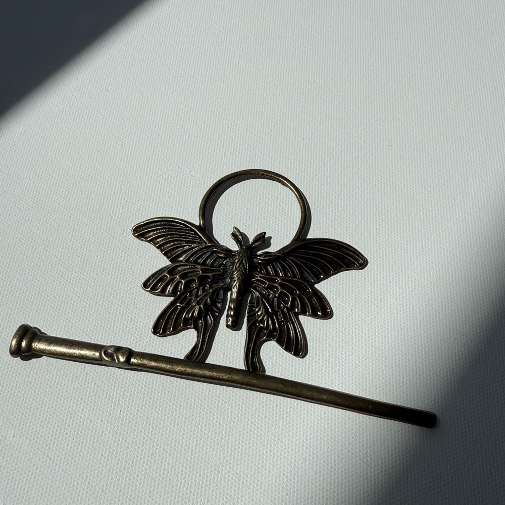 Vintage Gothic Butterfly Hair Stick – Metal Nordic Punk Headdress - Picture 5 of 9